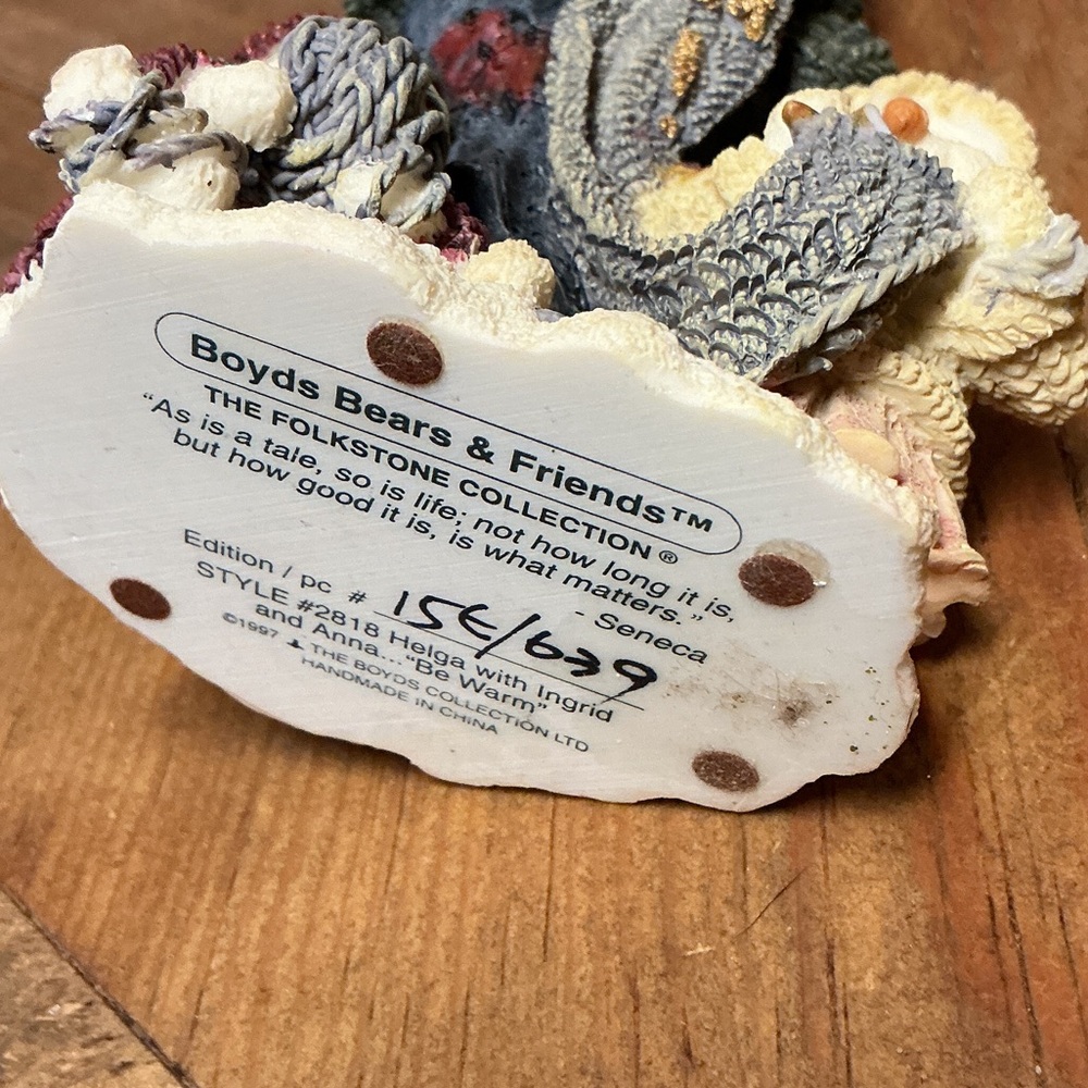 Boyds Bears & Friends collectible figurine - Picture 3 of 5